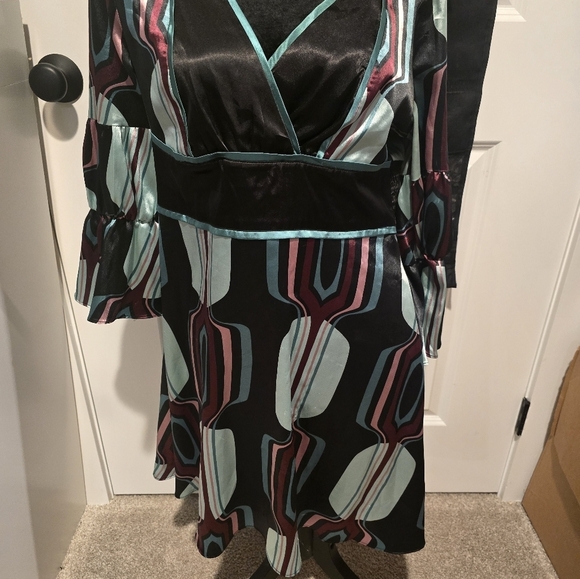 Cute Dress - Picture 2 of 5